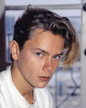 クリス役リバー・フェニックスが生きていたら、ジョニー・デップの友人！キアヌ・リーブスとは親友！！