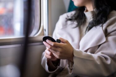 小林麻耶が離婚した本当の理由は誹謗中傷！海老蔵一家との関係はどうなる？